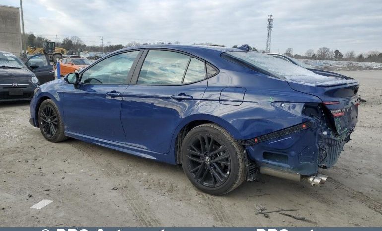 Toyota Camry 2.5 Hybrid Automatas 2025 full