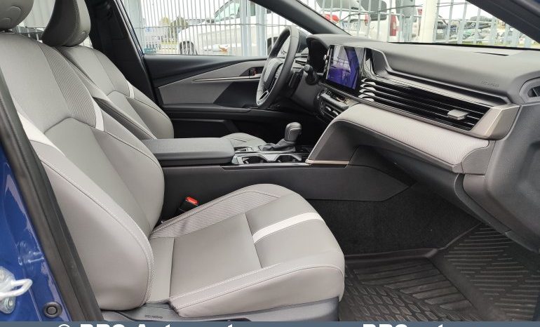 Toyota Camry 2.5 Hybrid Automatas 2025 full