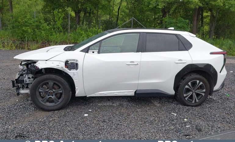 Toyota BZ4X XLE AWD Automatas 2023 full