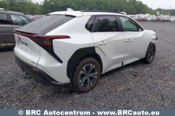 Toyota BZ4X XLE AWD Automatas 2023 full