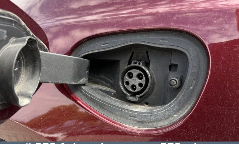 Chrysler Pacifica 3.6 V6 Plug-In Hybrid Limited Automatas 2018 full