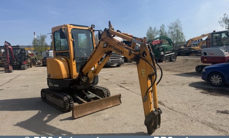 Hyundai R25Z-9AK !Garantija! 2023 full
