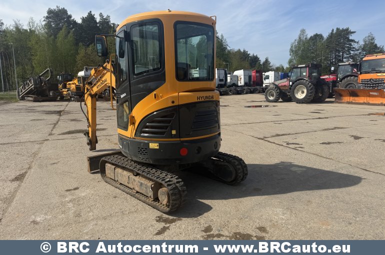 Hyundai R25Z-9AK !Garantija! 2023