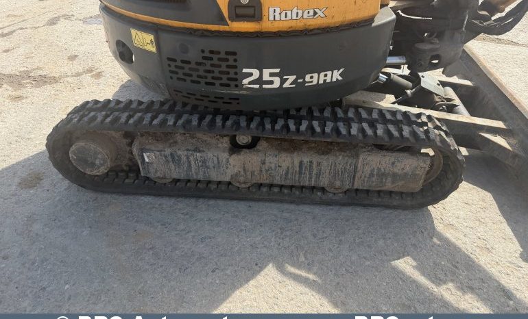 Hyundai R25Z-9AK !Garantija! 2023 full