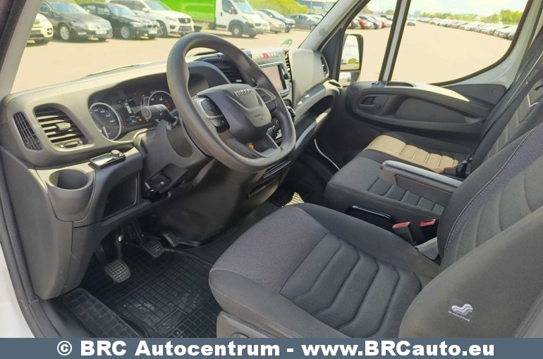 Iveco Daily 35S18 3.0d 2024